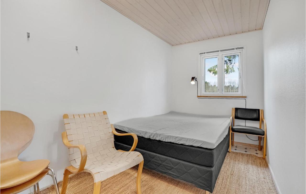 3 Bedroom Lovely Home In Give Uve Exterior foto